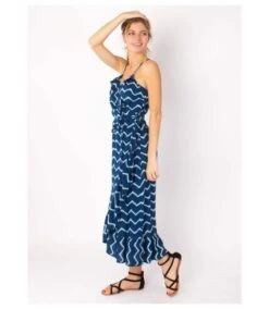 Robe Longue Fines Bretelles SACHA Tie And Dye Marine Coton Du Monde -BelleTendance Soldes Boutique 3242A7522FEF96E586092EF4498AC10149FDAD913BEED9BFF59B90382DD1ED33